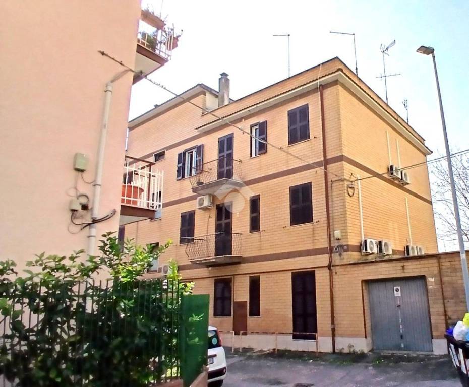 appartamento in vendita a Roma in zona Tor Vergata/Torrenova