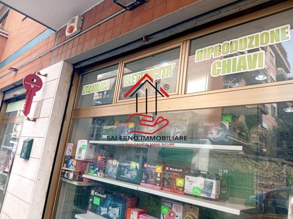 negozio in vendita a Roma in zona Ostia