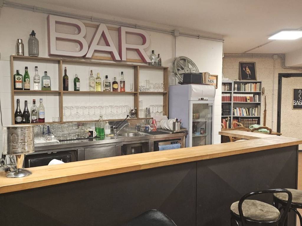 locale di sgombero in vendita a Roma in zona Ostiense