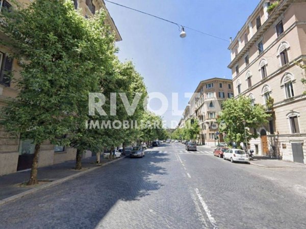 appartamento in vendita a Roma in zona Rione Prati