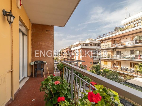 appartamento in vendita a Roma in zona Corviale