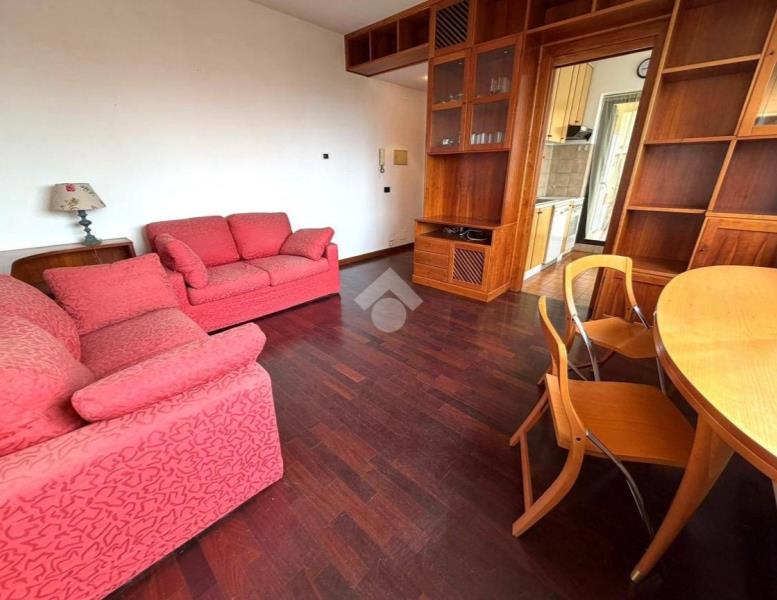 appartamento in vendita a Roma in zona Spinaceto