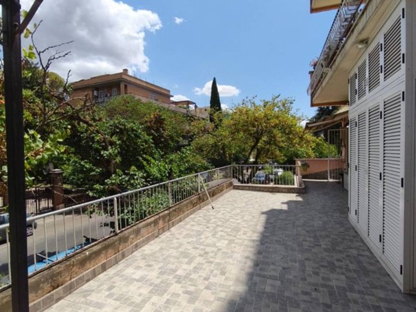 appartamento in vendita a Roma in zona Monte Sacro/Talenti