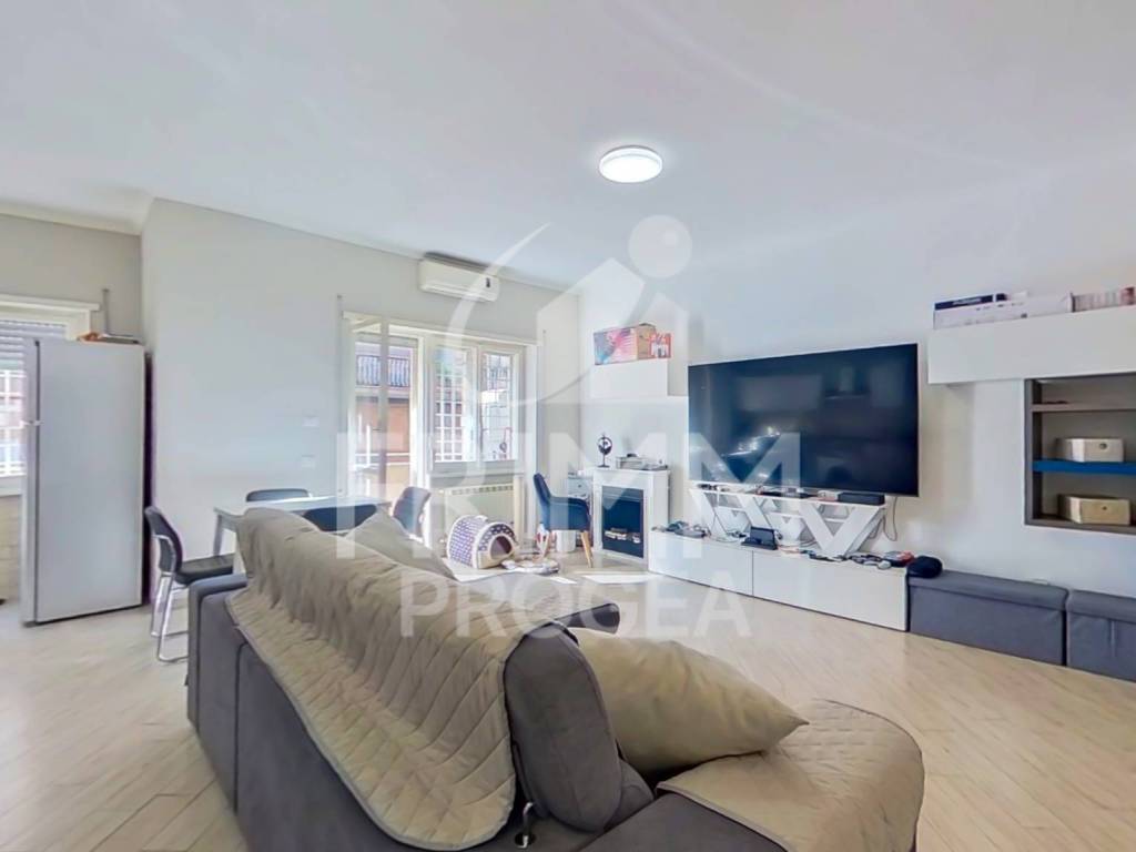 appartamento in vendita a Roma in zona Collatino