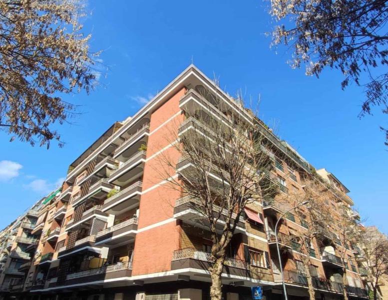 appartamento in vendita a Roma in zona Prenestino-Labicano