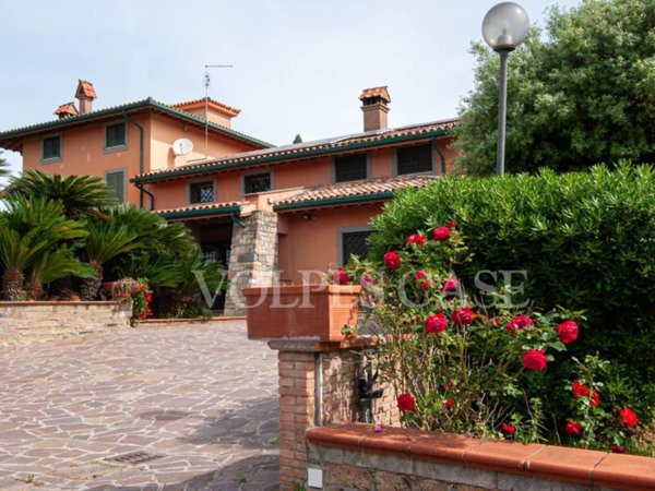 villa in vendita a Roma in zona Centro Storico