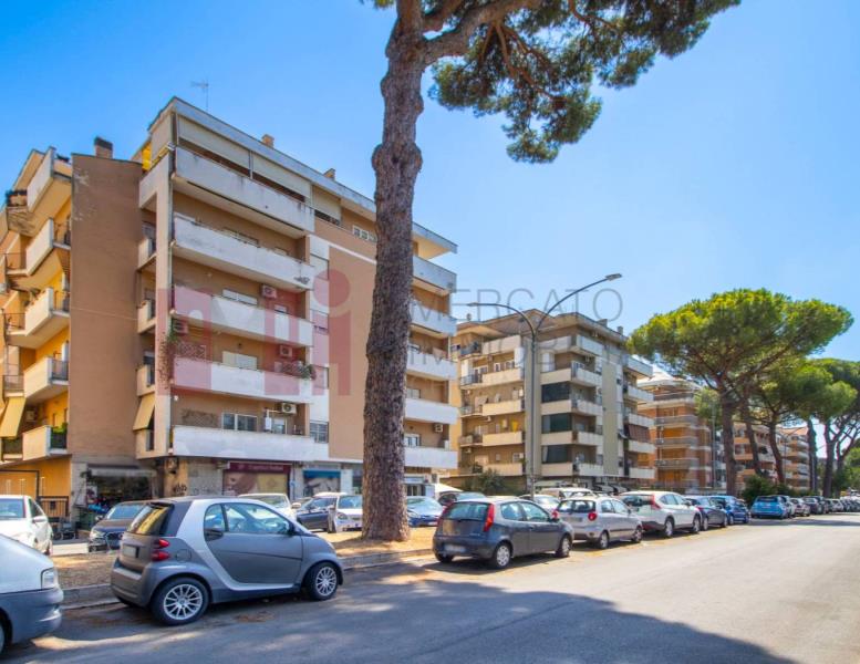 appartamento in vendita a Roma in zona Monte Sacro/Talenti