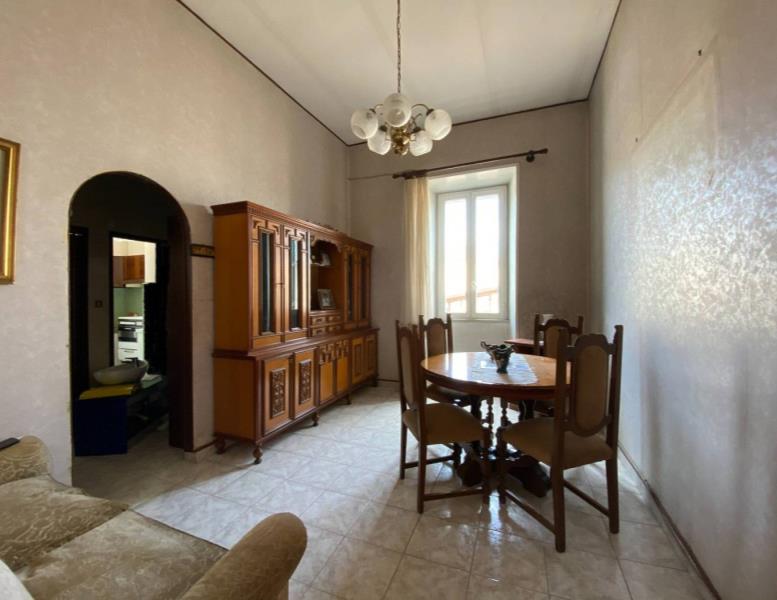 appartamento in vendita a Roma in zona Tuscolano