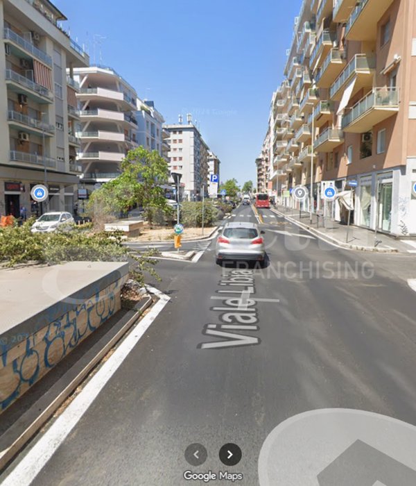 negozio in vendita a Roma in zona Trieste