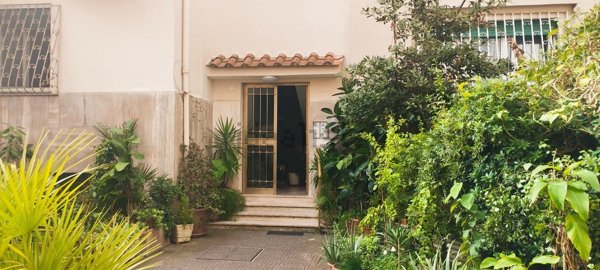 appartamento in vendita a Roma in zona Ardeatino