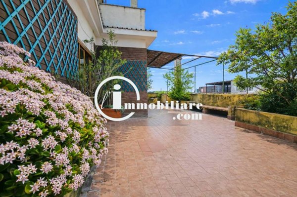 appartamento in vendita a Roma in zona Tomba di Nerone