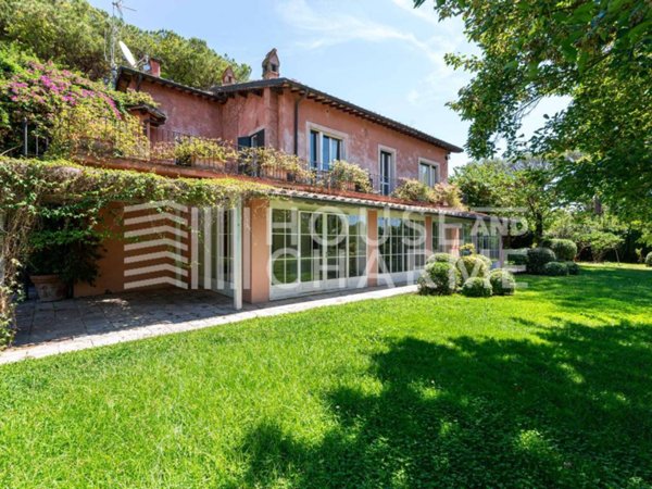 casa indipendente in vendita a Roma in zona Ardeatino