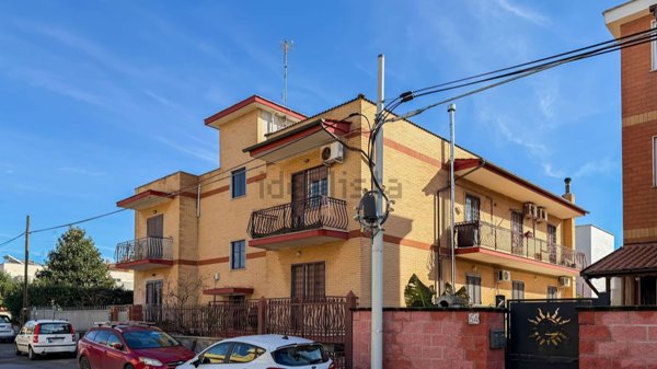 appartamento in vendita a Roma in zona Dragona/Bagnoletto