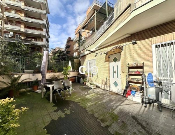 appartamento in vendita a Roma in zona Portuense