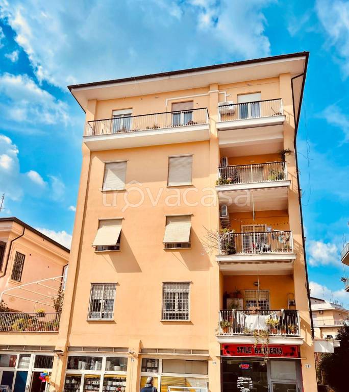 negozio in vendita a Roma in zona Trionfale