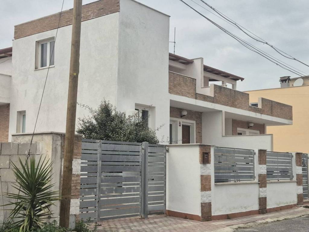 casa indipendente in vendita a Roma in zona Borghesiana