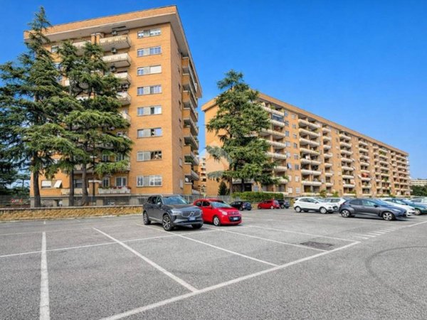 appartamento in vendita a Roma in zona Cinecittà