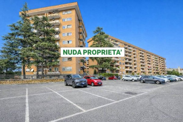appartamento in vendita a Roma in zona Cinecittà