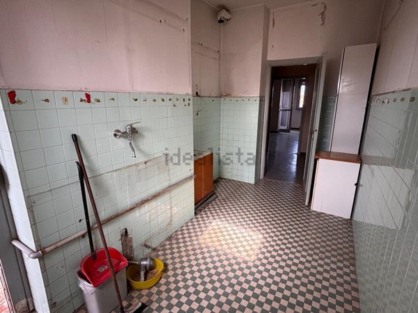 appartamento in vendita a Roma in zona Spinaceto