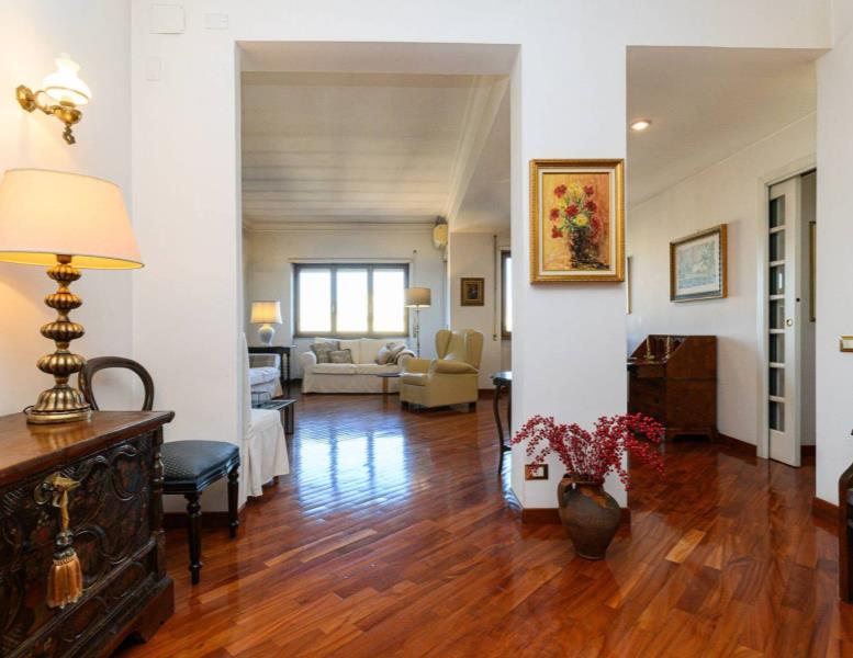 appartamento in vendita a Roma in zona Portuense