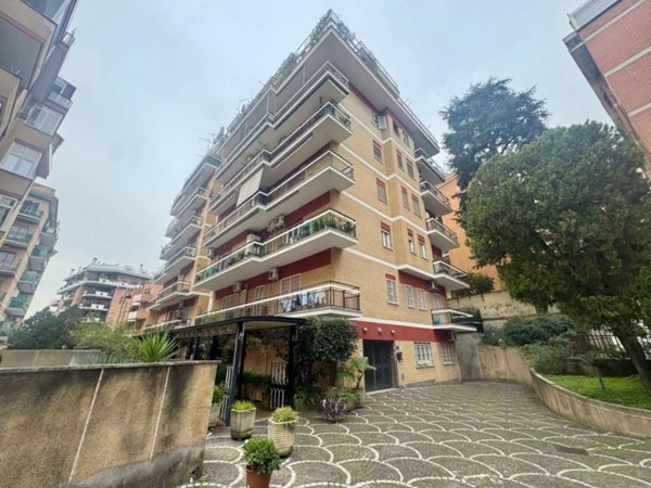 appartamento in vendita a Roma in zona Monte Sacro/Talenti