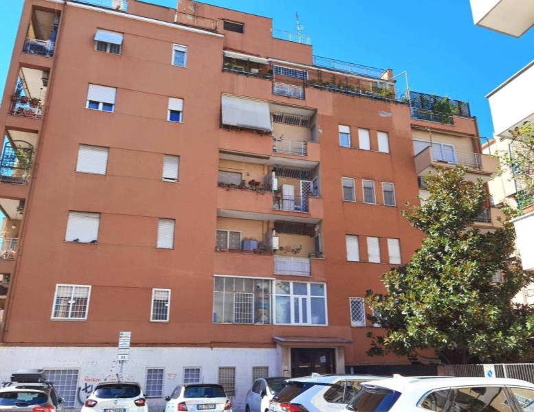 appartamento in vendita a Roma in zona Monte Sacro/Talenti