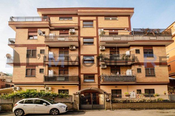 appartamento in vendita a Roma
