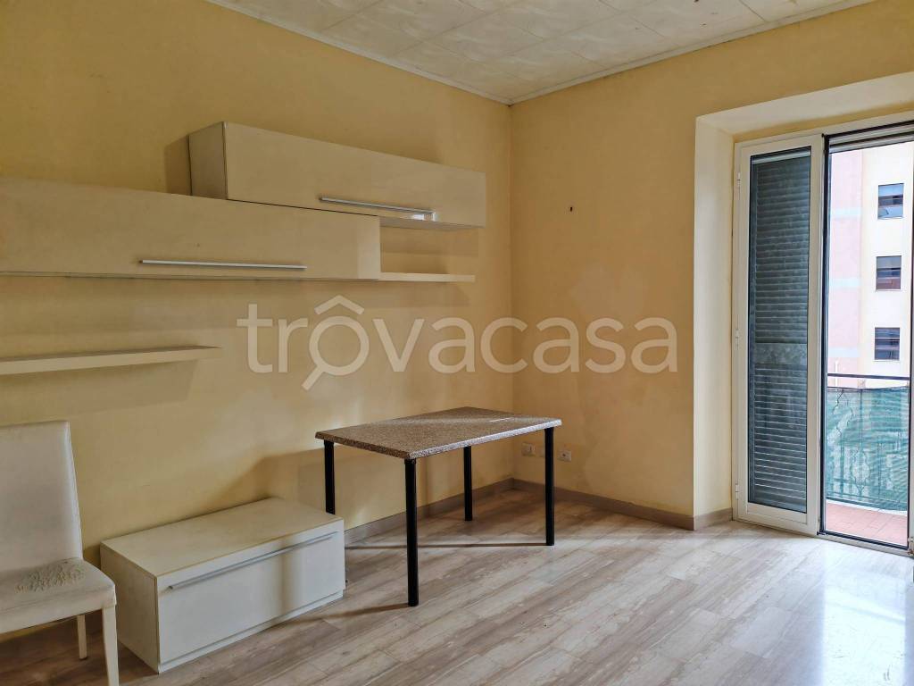 appartamento in vendita a Roma in zona Torre Angela