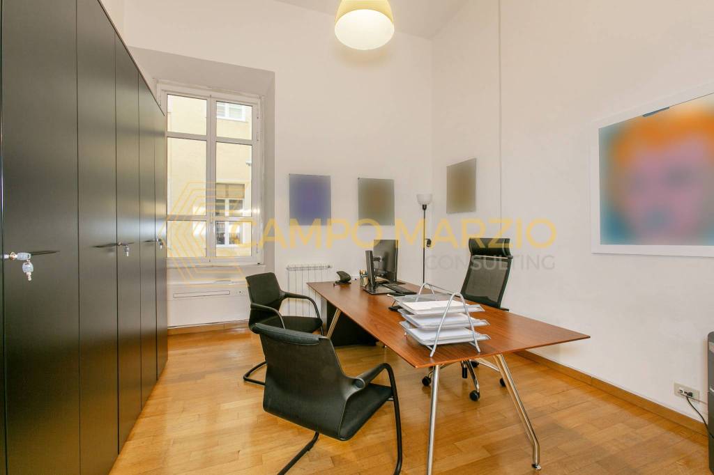 appartamento in vendita a Roma in zona Castro Pretorio