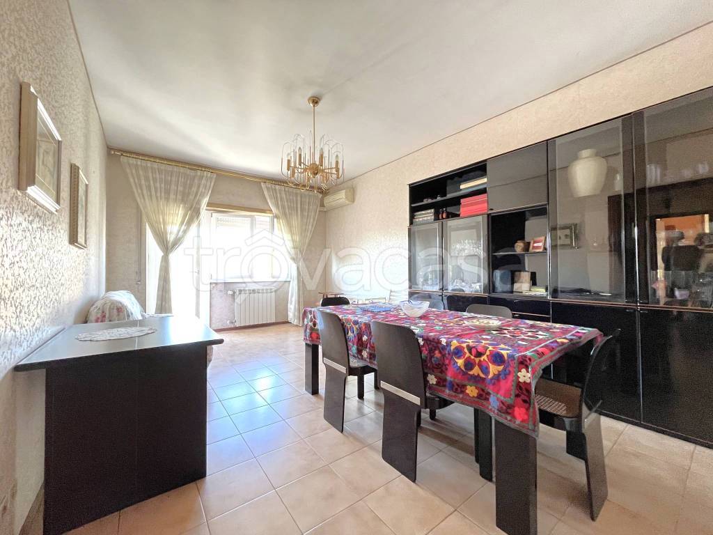 appartamento in vendita a Roma in zona Portuense