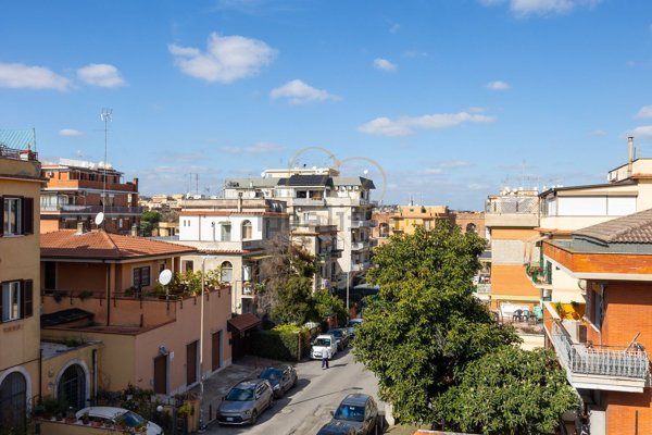 appartamento in vendita a Roma in zona Alessandrino