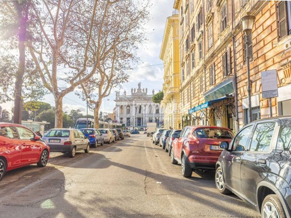 appartamento in vendita a Roma in zona Esquilino