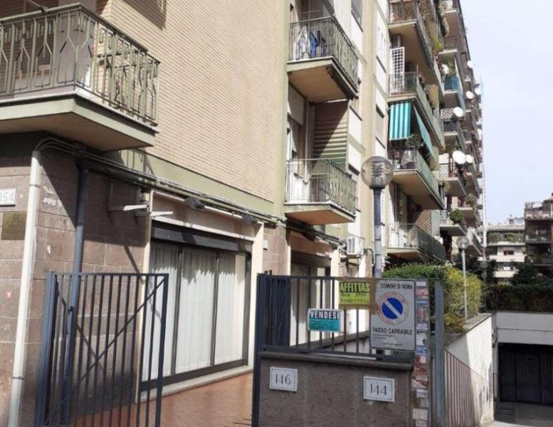 appartamento in vendita a Roma in zona Monte Sacro/Talenti