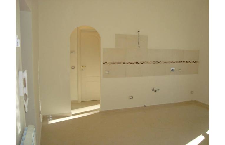 appartamento in vendita a Roma in zona Tomba di Nerone