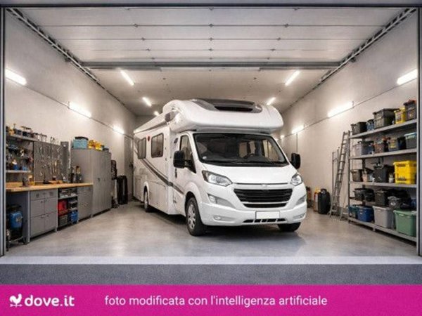 negozio in vendita a Roma in zona Tor Cervara