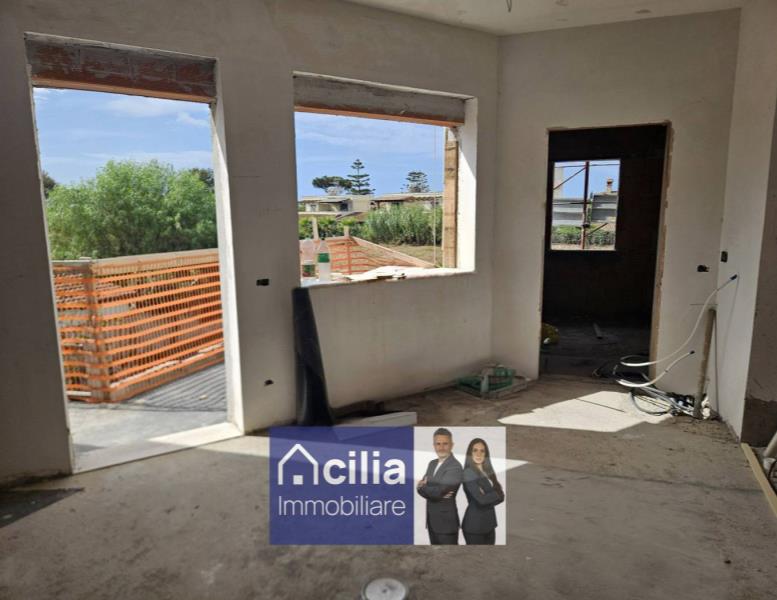 appartamento in vendita a Roma in zona Infernetto