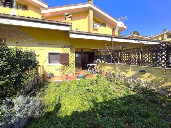 casa indipendente in vendita a Roma in zona Aurelio