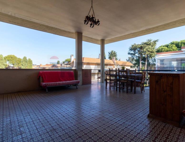 appartamento in vendita a Roma in zona Torre Gaia