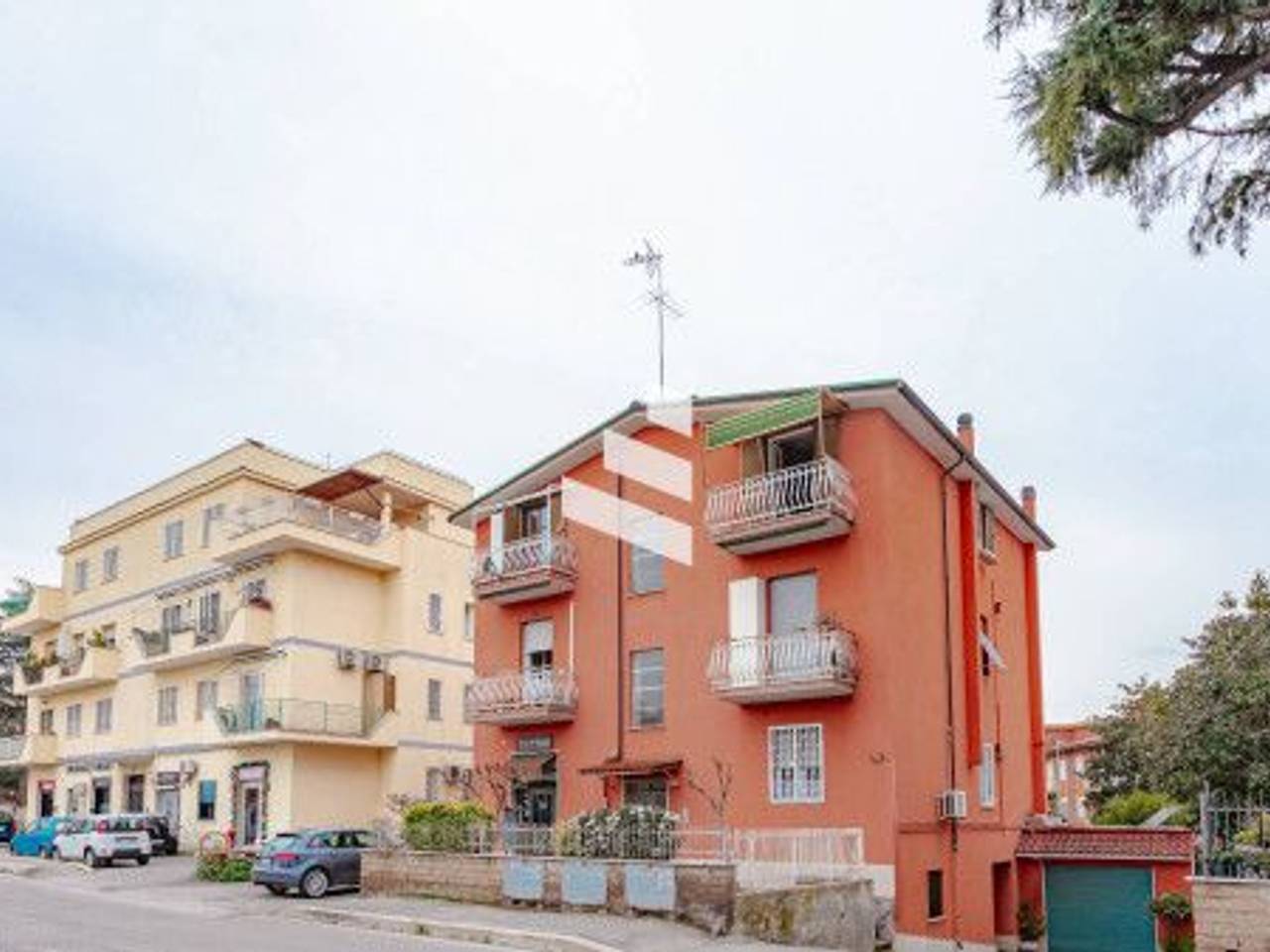 appartamento in vendita a Roma in zona Tor Cervara