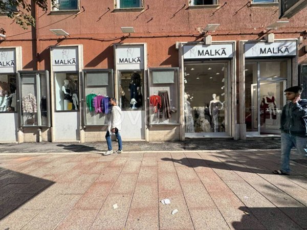 negozio in vendita a Roma