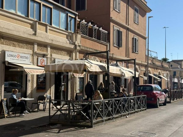 appartamento in vendita a Roma in zona Ostia
