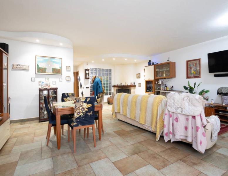 casa indipendente in vendita a Roma in zona Acilia