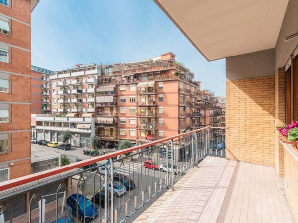 appartamento in vendita a Roma in zona Collatino