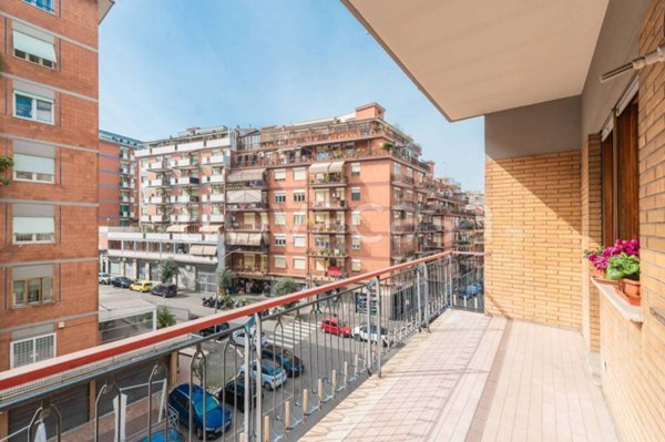 appartamento in vendita a Roma in zona Collatino