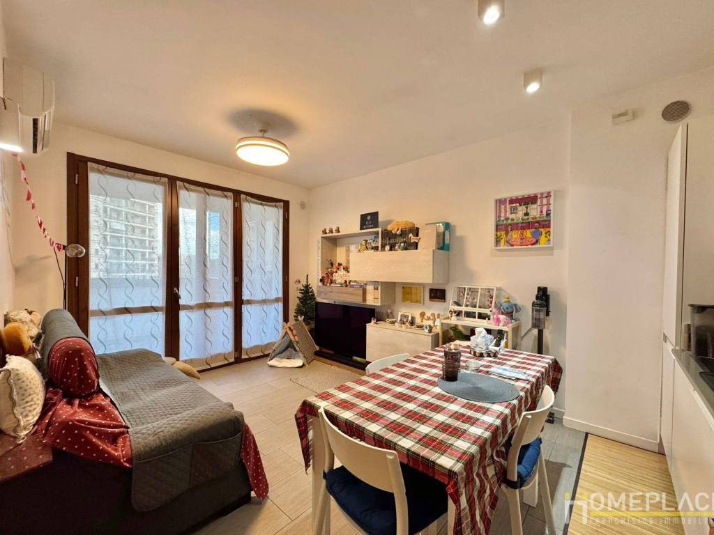 appartamento in vendita a Roma in zona Monte Sacro/Talenti