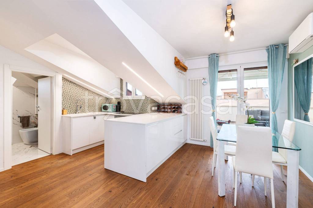 appartamento in vendita a Roma in zona Aurelio