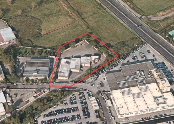 capannone in vendita a Roma in zona San Basilio