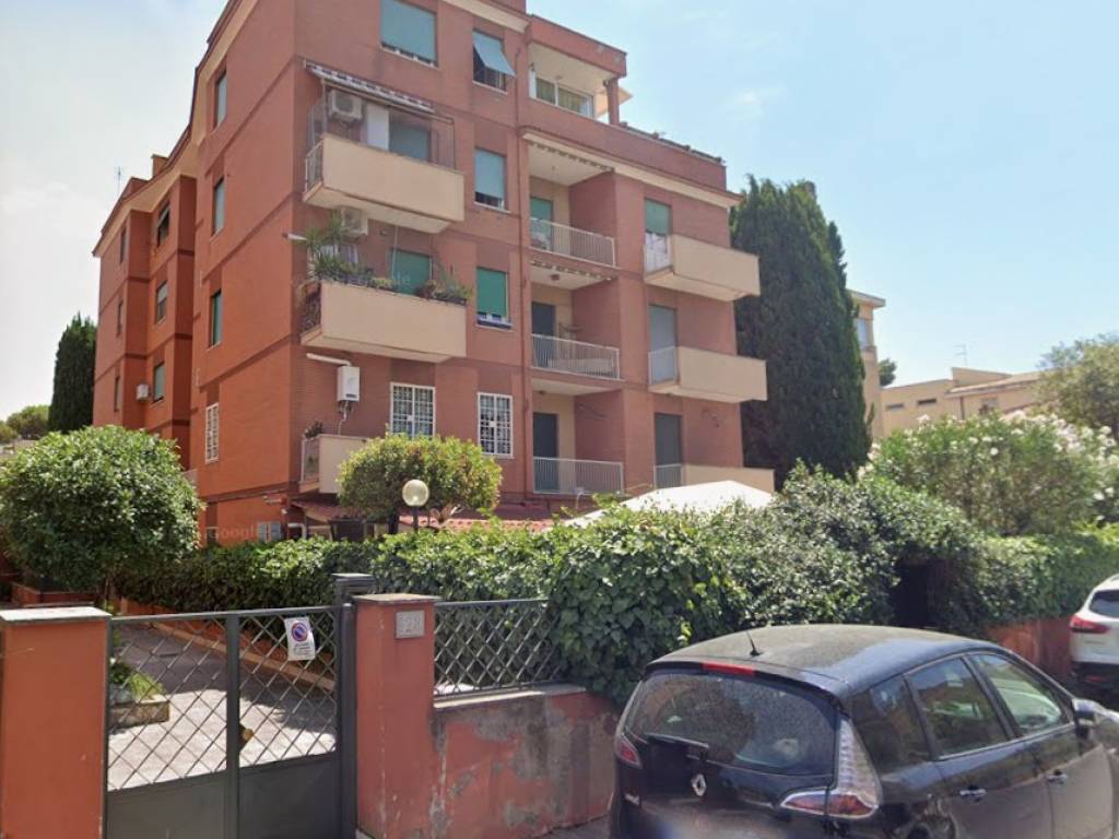appartamento in vendita a Roma in zona Primavalle