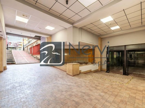 negozio in vendita a Roma in zona Aurelio