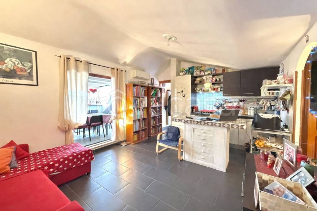appartamento in vendita a Roma in zona Massimina/Casal Lumbroso
